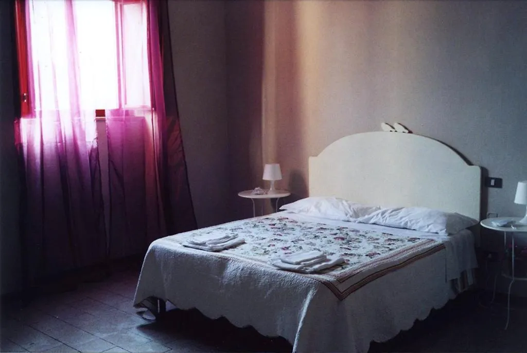 Casa Betania Hotel Cortona 3*,  Italy